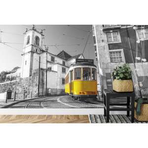 Fototapeta Tramwaj W Zabytkowej Dzielnicy Lizbony