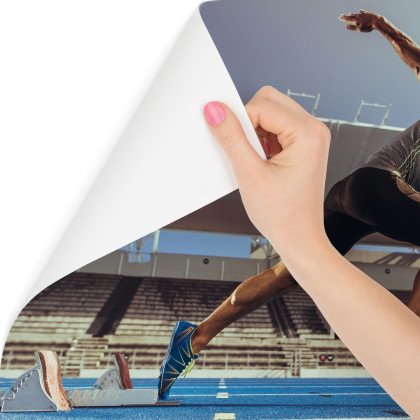 Fototapeta Sprinter Wybiegający Z Bloku Startowego