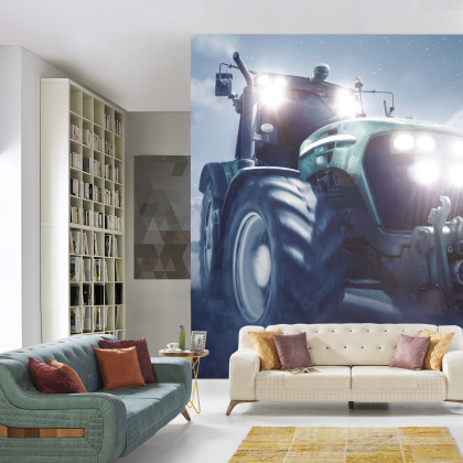 Fototapeta Pędzący Traktor Nocą
