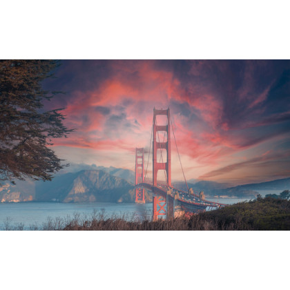 Fototapeta Beautiful View Of Golden Gate Bridge In Background Of Mountains During Sunset