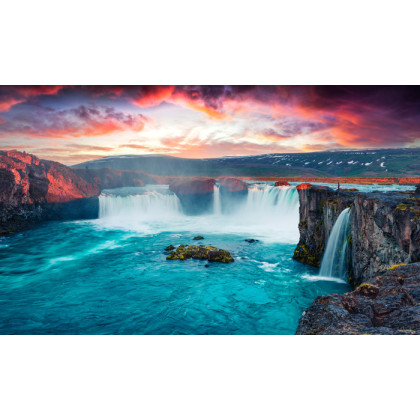 Fototapeta Unbelievable Summer Morning Scene On The Godafoss Waterfall.
