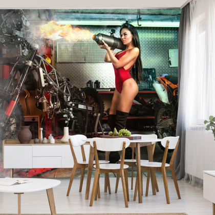 Fototapeta Kobieta Z Palnikiem W Garażu