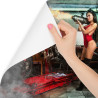 Fototapeta Kobieta Z Palnikiem W Garażu