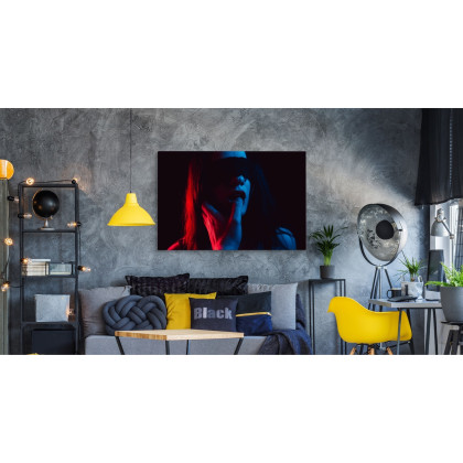 Obraz Na Płótnie Kobieta W Świetle Kolorowych Lamp